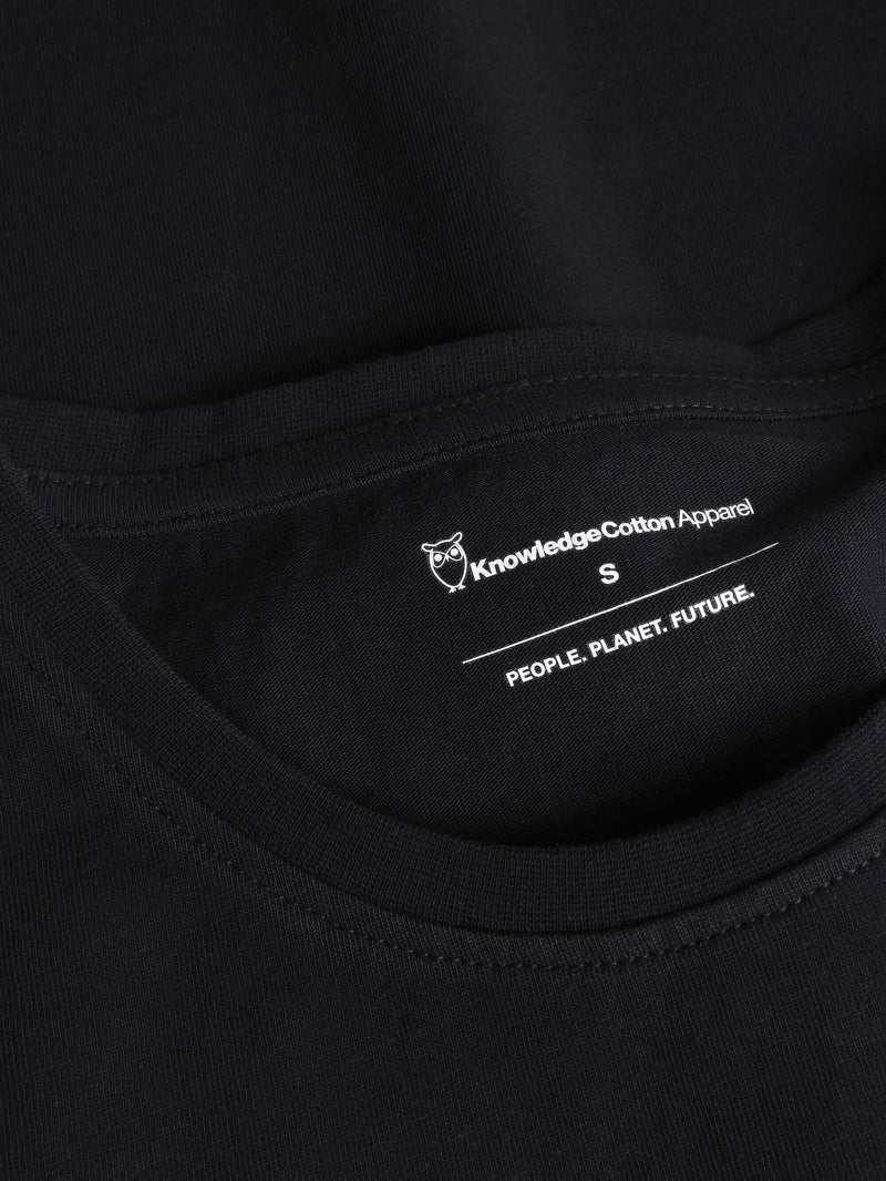 KnowledgeCotton Apparel - WMN Basic badge tee - Regenerative Organic Certified™ - GOTS/Vegan T-shirts 1300 Black Jet