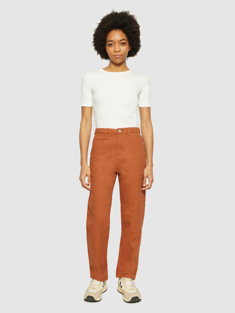KnowledgeCotton Apparel - WMN CALLA tapered mid-rise twill workwear pants - GOTS/Vegan Pants 1426 Mocha Bisque