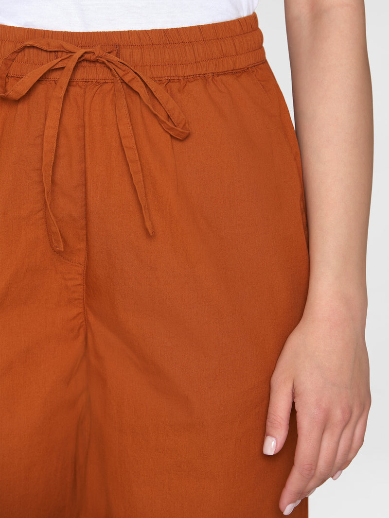 KnowledgeCotton Apparel - WMN CHLOE barrel high-rise poplin elastic waistband pants Pants 1438 Leather Brown