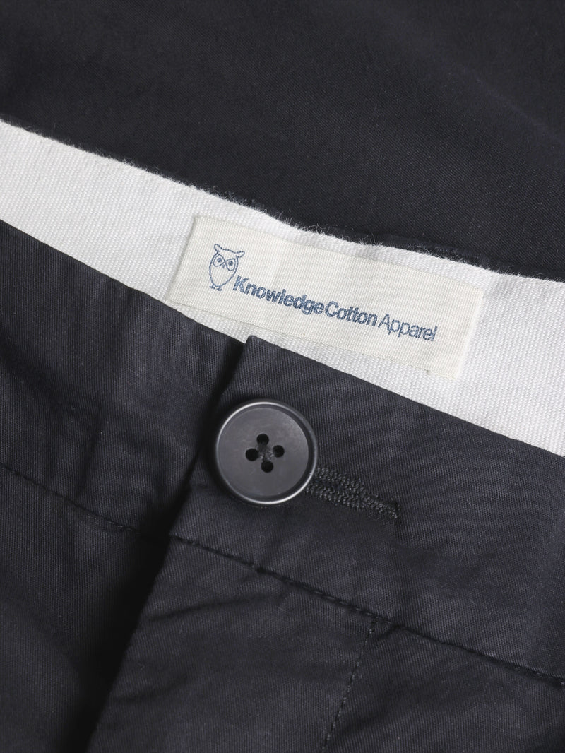 KnowledgeCotton Apparel - MEN CHUCK regular chino poplin shorts Shorts 1300 Black Jet
