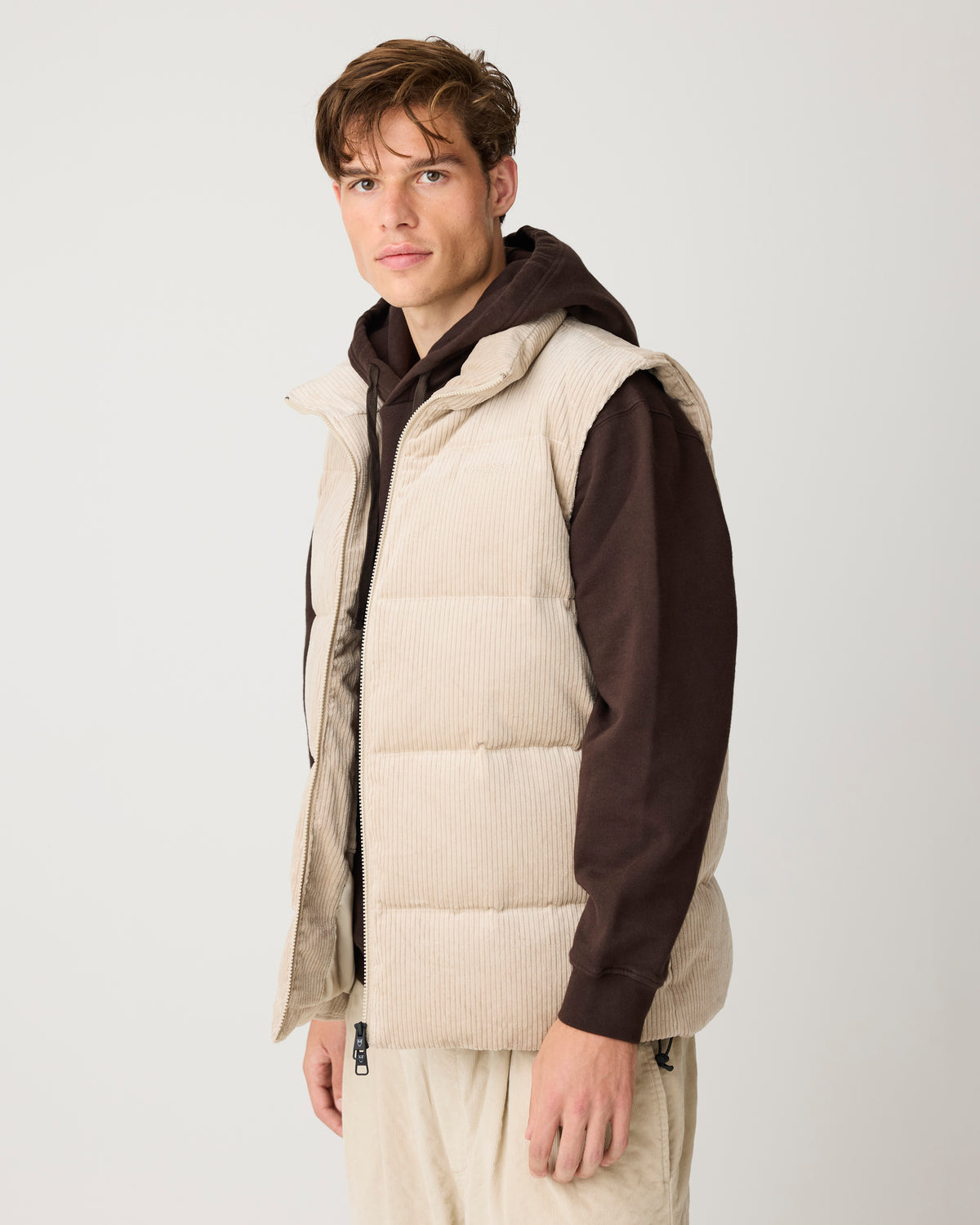 KnowledgeCotton Apparel - MEN Corduroy puffer vest Vests 1228 Light feather gray