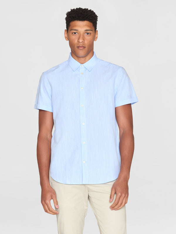 KnowledgeCotton Apparel - MEN Custom fit linen short sleeve shirt Shirts 1009 Skyway