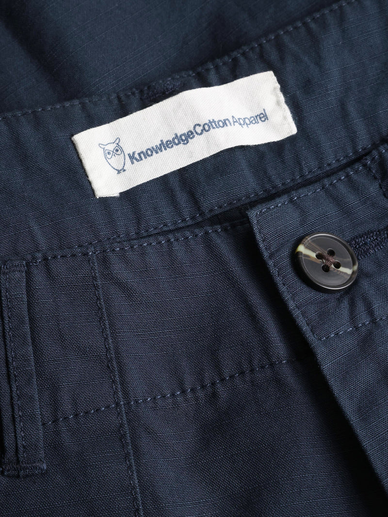 KnowledgeCotton Apparel - MEN FLINT wide slub yarn shorts - GOTS/Vegan Shorts 1001 Total Eclipse