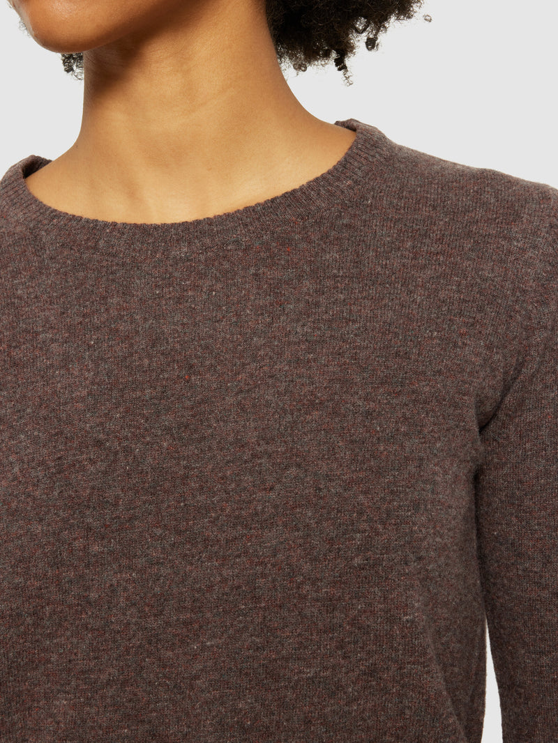 KnowledgeCotton Apparel - WMN Lambswool crew neck Knits 1243 Demitasse (brown)