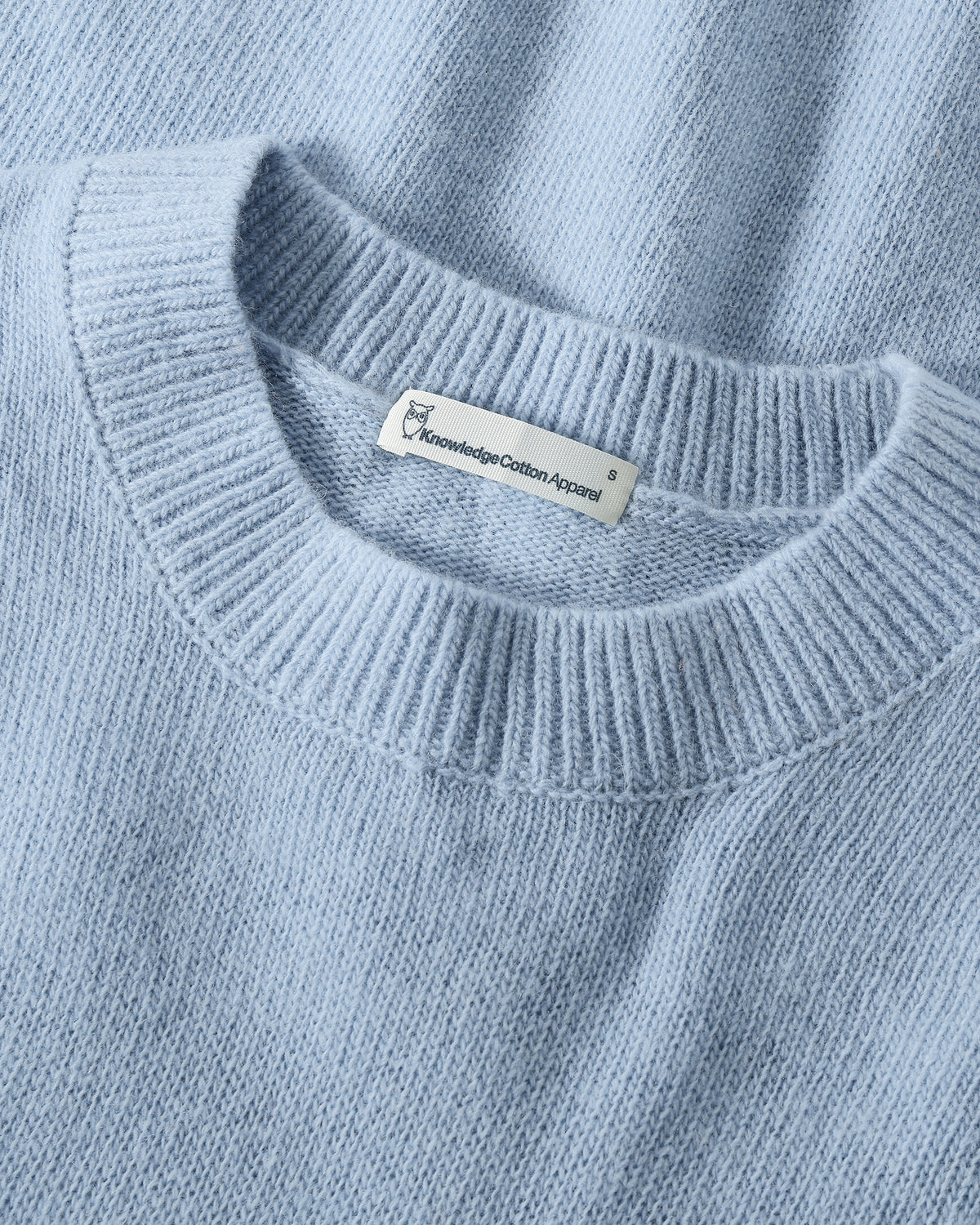 KnowledgeCotton Apparel - WMN Lambswool crew neck sweater Knits 1322 Asley Blue