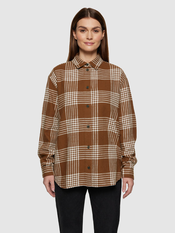 KnowledgeCotton Apparel - WMN Loose check flannel shirt - GOTS/Vegan Shirts 7026 Brown check