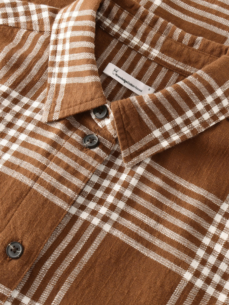 KnowledgeCotton Apparel - WMN Loose check flannel shirt - GOTS/Vegan Shirts 7026 Brown check