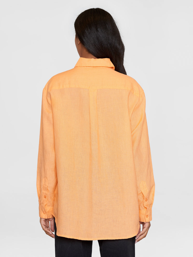 KnowledgeCotton Apparel - WMN Loose linen long sleeved shirt - GOTS/Vegan Shirts 1444 Cadmium Orange