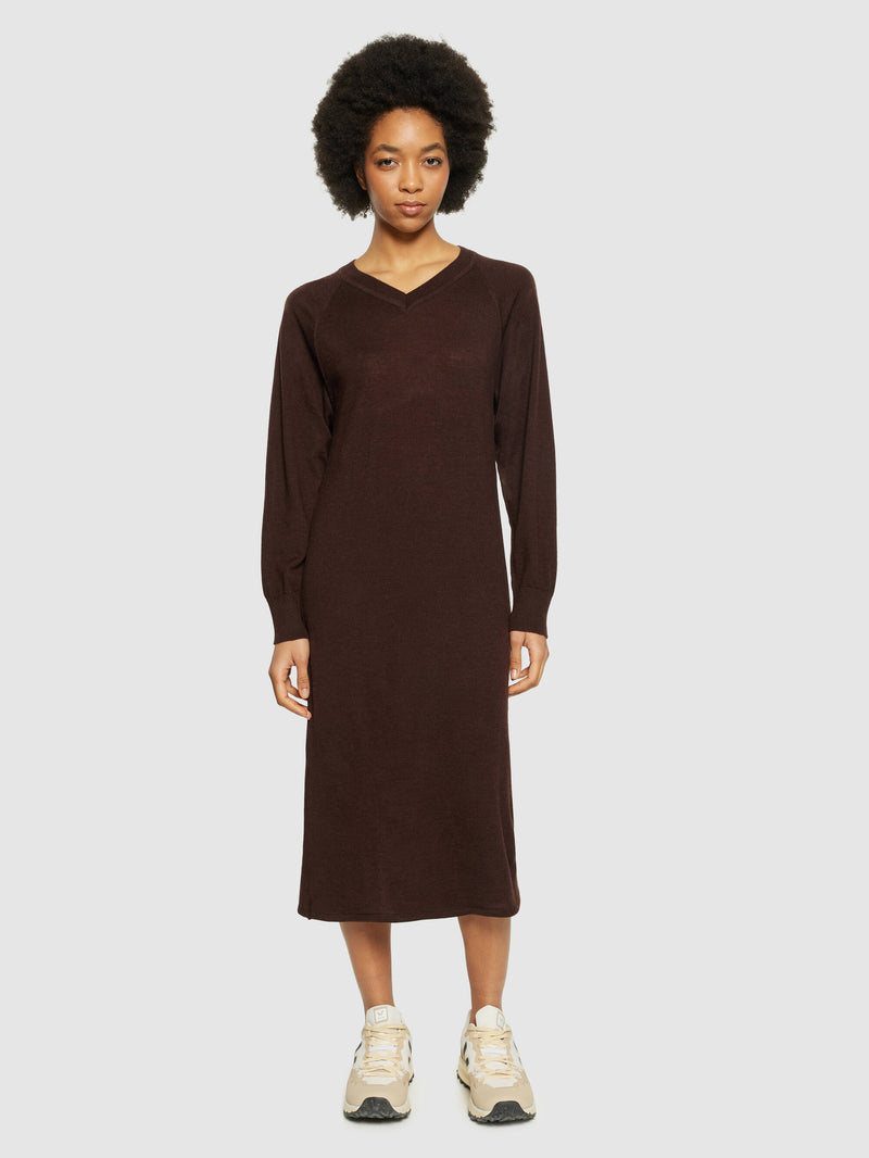 KnowledgeCotton Apparel - WMN Merino mid length v-neck dress - RWS Dresses 1243 Demitasse (brown)