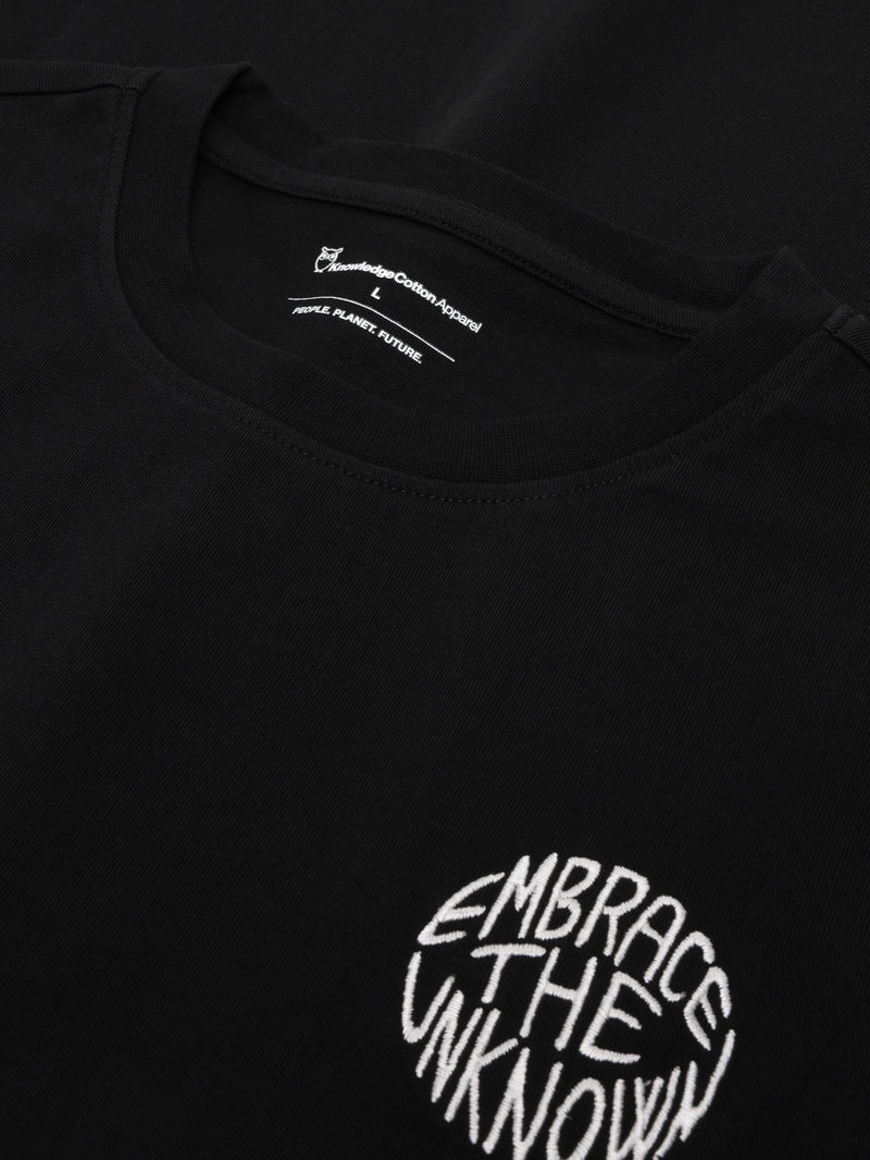 KnowledgeCotton Apparel - MEN Regenerative Organic Cotton Chest Embroidery T-Shirt GOTS T-shirts 1300 Black Jet