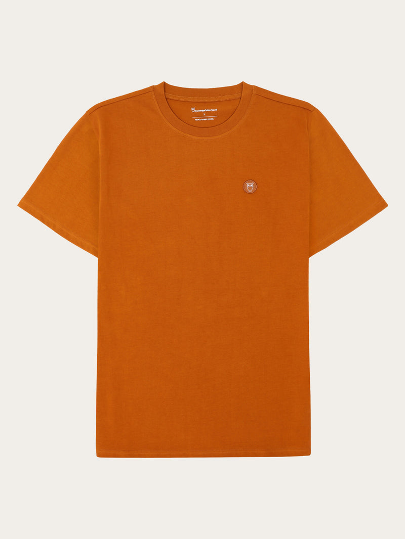 KnowledgeCotton Apparel - MEN Regular fit Badge t-shirt T-shirts 1485 Pumpkin Spice