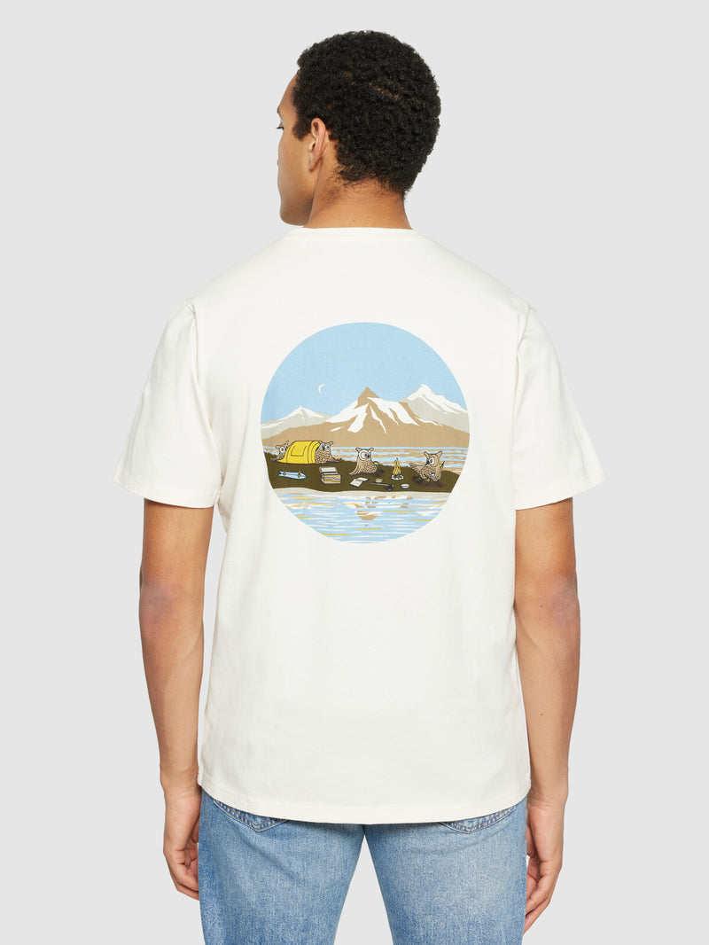 KnowledgeCotton Apparel - MEN Regular fit chill camp back print t-shirt - Regenerative Organic Certified® - GOTS/Vegan T-shirts 1387 Egret
