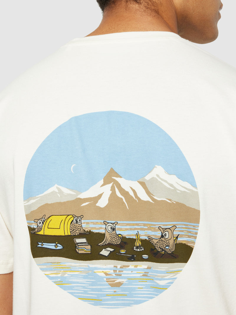 KnowledgeCotton Apparel - MEN Regular fit chill camp back print t-shirt - Regenerative Organic Certified® - GOTS/Vegan T-shirts 1387 Egret
