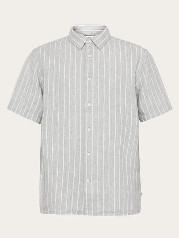 KnowledgeCotton Apparel - MEN Relaxed linen stripe short sleeve shirt Shirts 8031 Grey stripe
