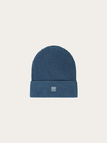 KnowledgeCotton Apparel - UNI Rib badge beanie Hats 1226 Vintage Indigo