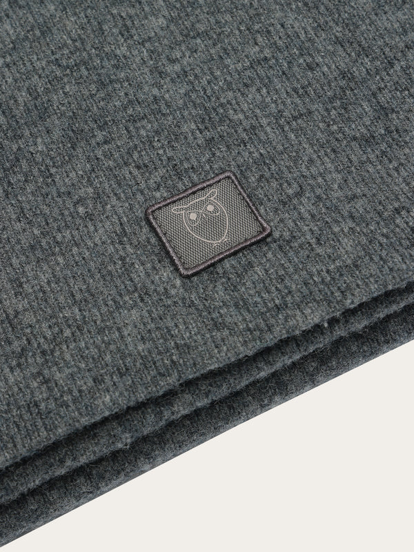 KnowledgeCotton Apparel - UNI Rib knit wool scarf Scarfs 1073 Dark Grey Melange