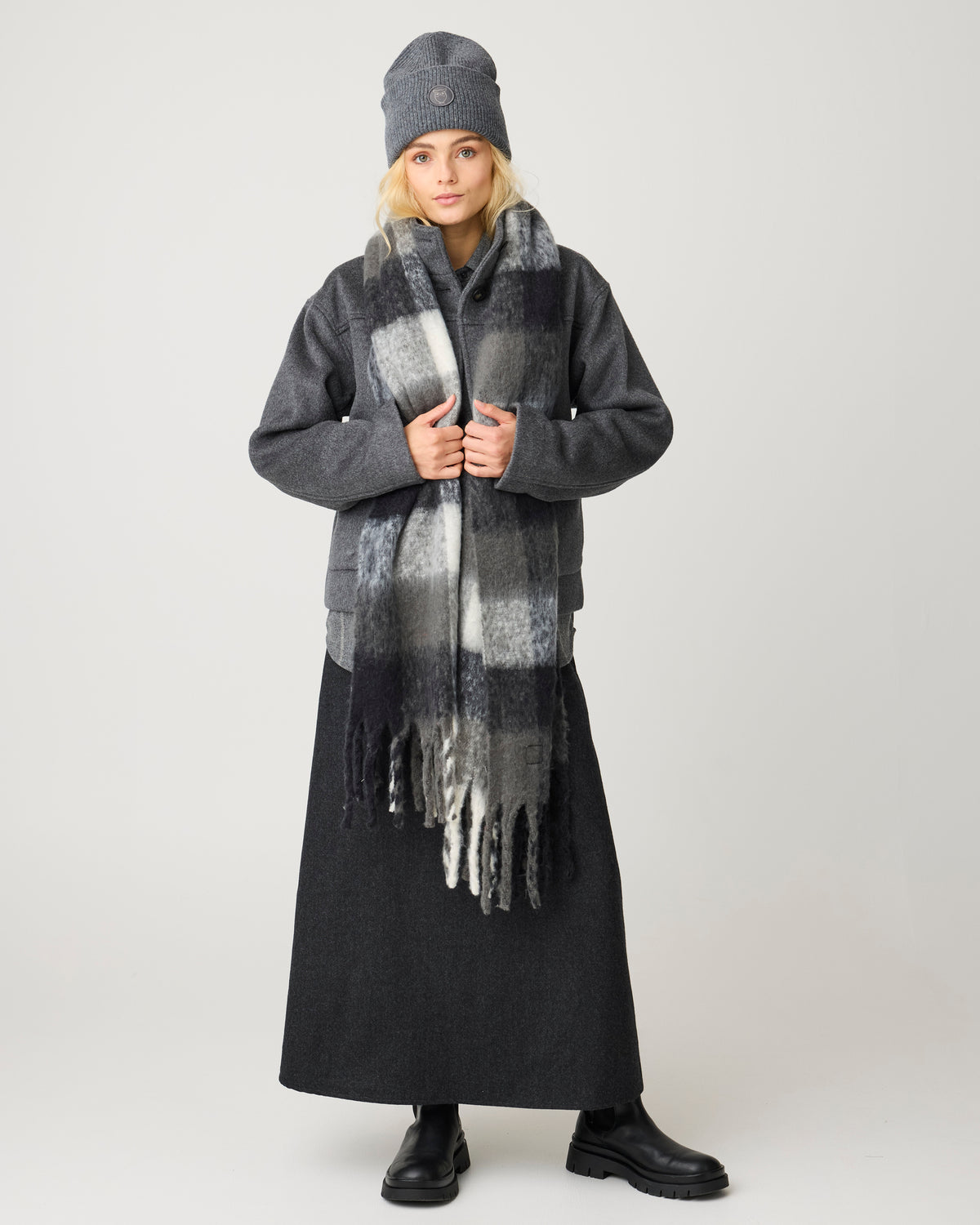 KnowledgeCotton Apparel - WMN Short wool jacket Jackets 1073 Dark Grey Melange