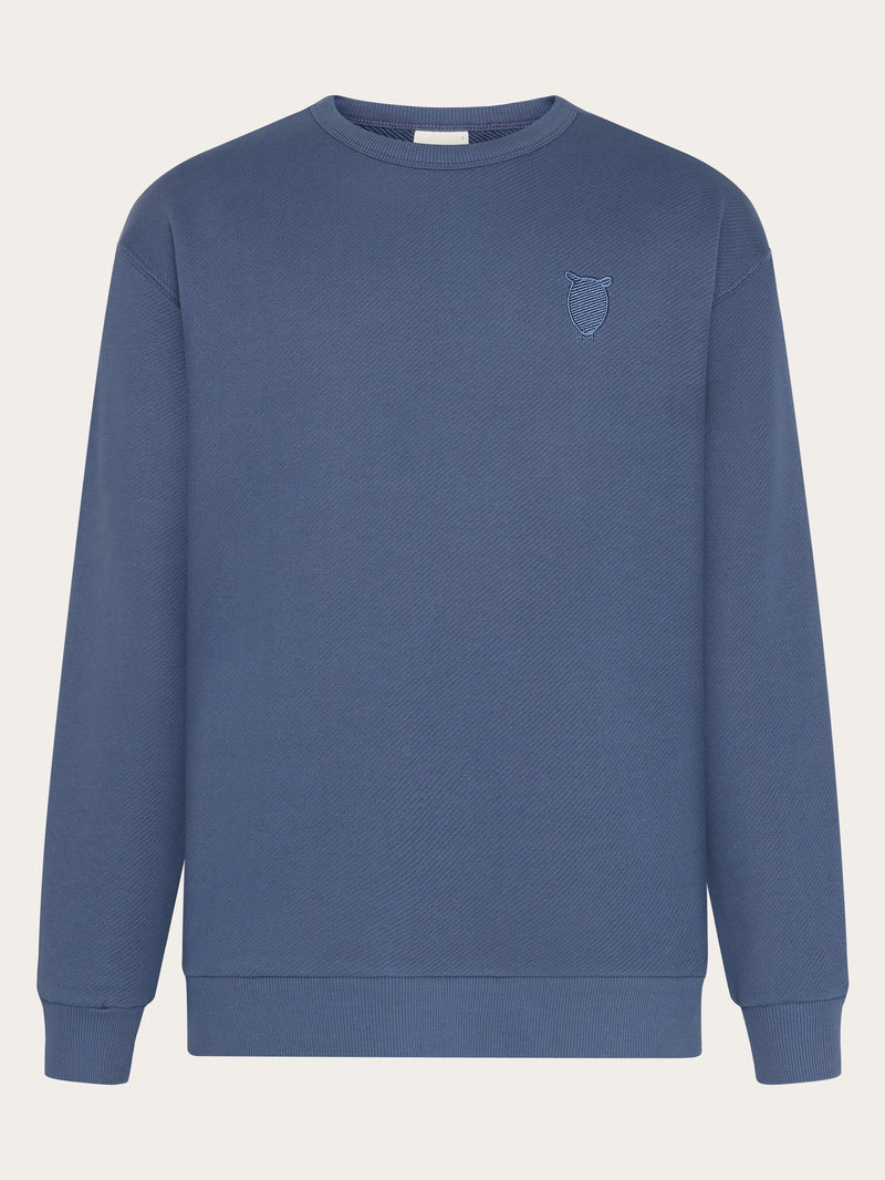 KnowledgeCotton Apparel - MEN Straight fit sweat with embroidery at chest Sweats 1226 Vintage Indigo