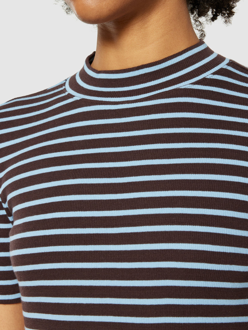 KnowledgeCotton Apparel - WMN Striped rib high neck short sleeved T-shirts 8026 Brown stripe