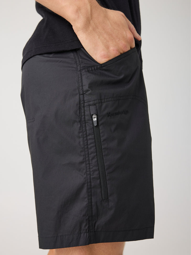 KnowledgeCotton Apparel - MEN Vent ripstop 90 shorts Shorts 1300 Black Jet