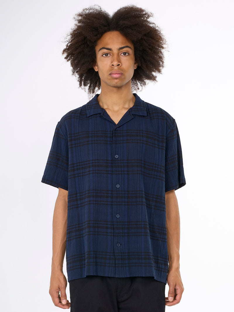 KnowledgeCotton Apparel - MEN Boxed fit short sleeved checkered light shirt Shirts 7003 Black check