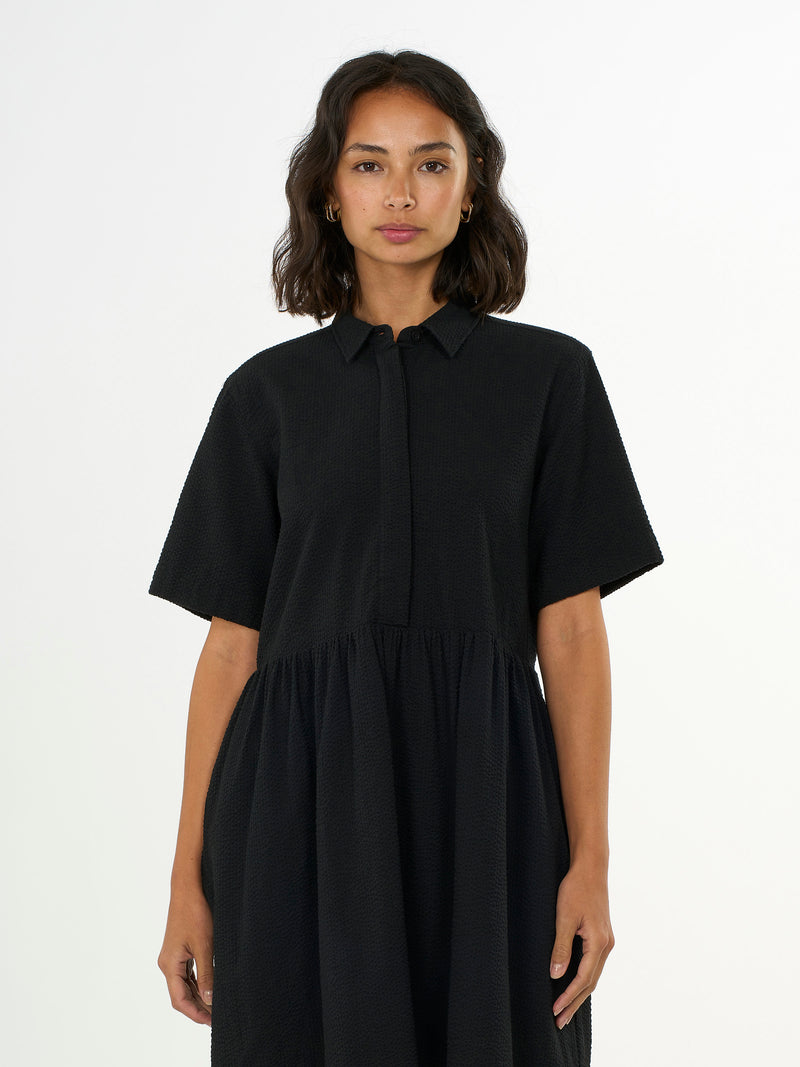 KnowledgeCotton Apparel - WMN Seersucker short shirt dress Dresses 1300 Black Jet